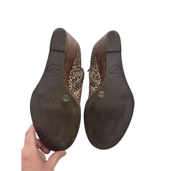 Lucky Brand Yabba Cheetah Print Wedge Bootie Sz 9 - Picture 5 of 7